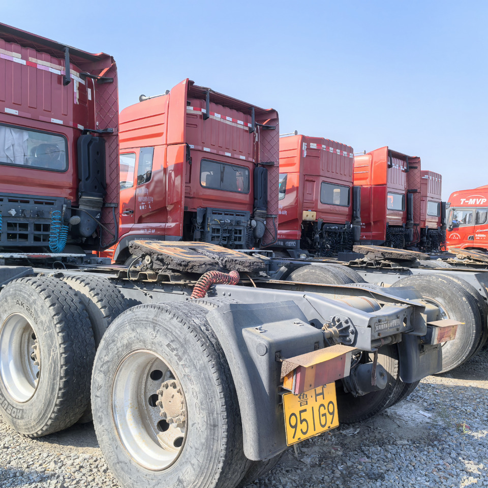 AEOLUS 6x4 - Тягач: фото 3 AEOLUS 6x4 - Тягач: фото 3