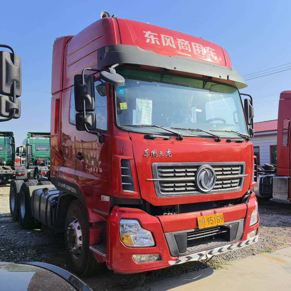 AEOLUS 6x4 - Тягач: фото 1 AEOLUS 6x4 - Тягач: фото 1