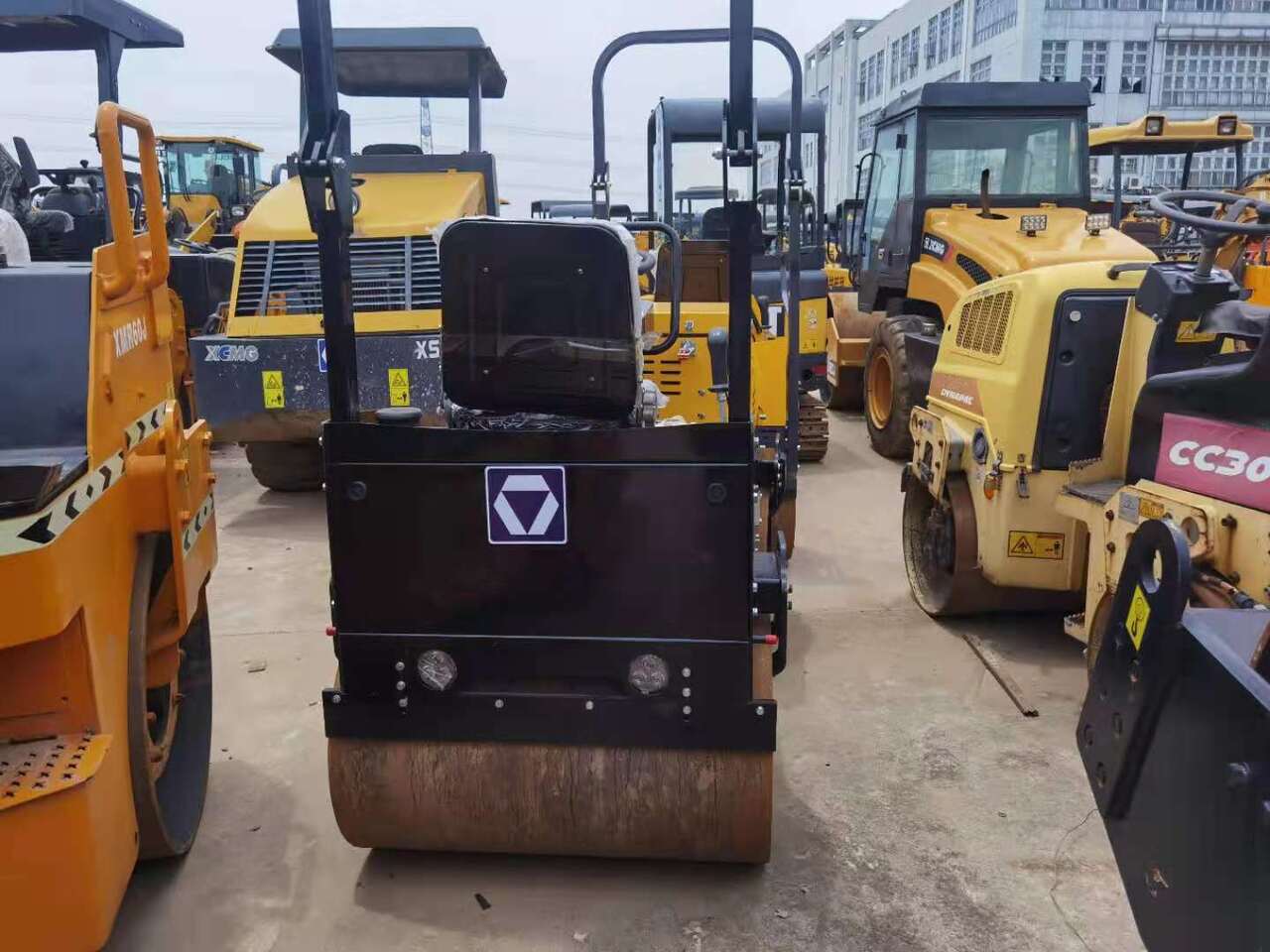XCMG XCMG-YZC5 -roller - Каток: фото 3 XCMG XCMG-YZC5 -roller - Каток: фото 3