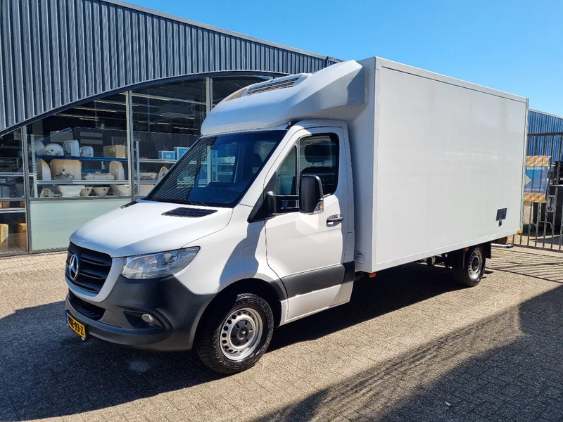 Mercedes-Benz Sprinter 316 CDI Kuhlkoffer Thermoking V300MAX st 230V Euro 6D - Фургон-рефрижератор: фото 4 Mercedes-Benz Sprinter 316 CDI Kuhlkoffer Thermoking V300MAX st 230V Euro 6D - Фургон-рефрижератор: фото 4