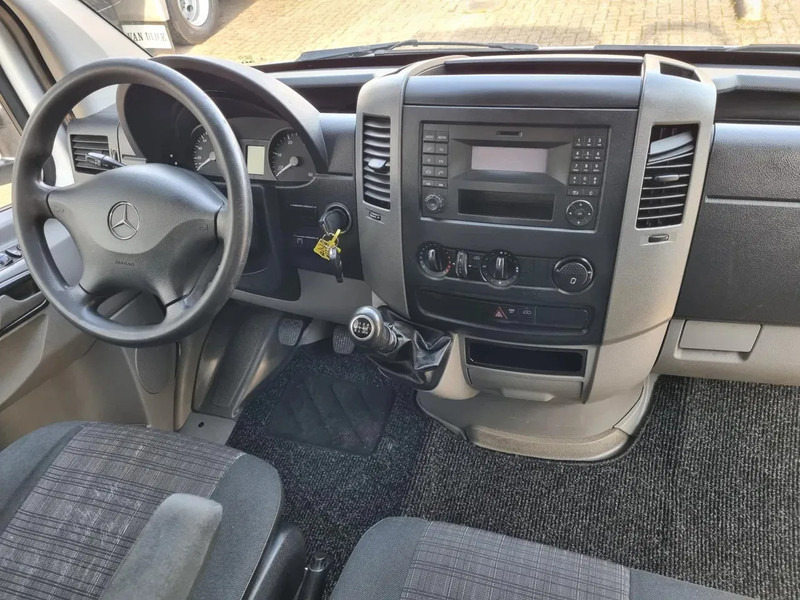 Малотоннажный бортовой грузовик Mercedes-Benz Sprinter 513 CDI Openlaadbak/ Pritsche 4.3 m: фото 6
