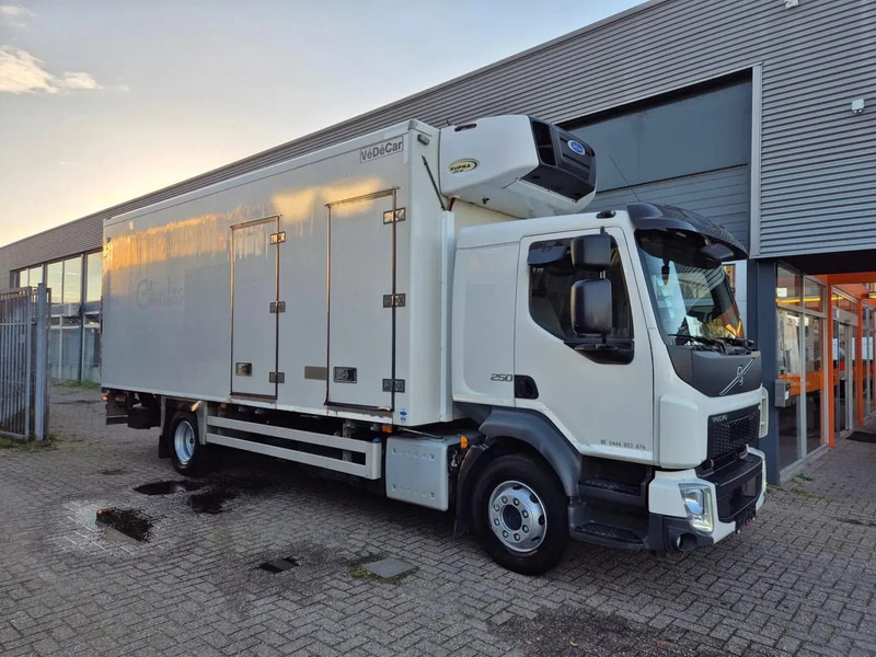 Volvo FL 12.250 Kuhlkoffer Carrier 850MT ST 380V -30/+30/ LBW/ EURO 6 - Рефрижератор: фото 1 Volvo FL 12.250 Kuhlkoffer Carrier 850MT ST 380V -30/+30/ LBW/ EURO 6 - Рефрижератор: фото 1
