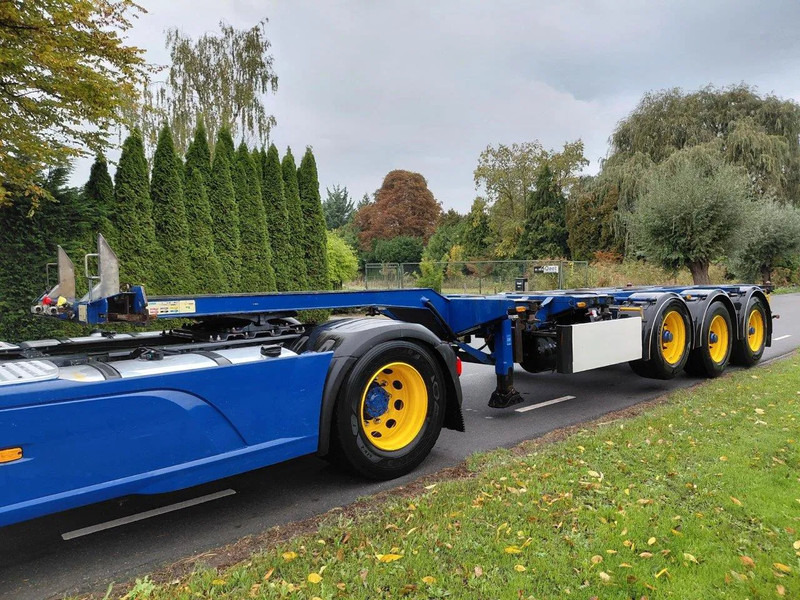 D-Tec FT-43-03V - Полуприцеп-контейнеровоз/ Сменный кузов: фото 2 D-Tec FT-43-03V - Полуприцеп-контейнеровоз/ Сменный кузов: фото 2