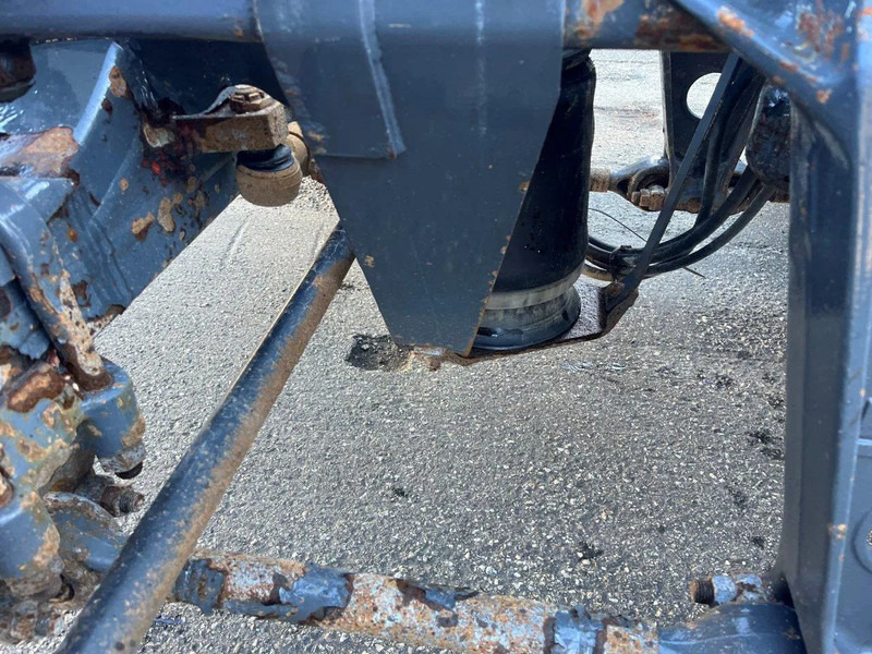 Грузовик-шасси DAF 85.360 8X2 SINGLE CAB CHASSIS: фото 9 Грузовик-шасси DAF 85.360 8X2 SINGLE CAB CHASSIS: фото 9