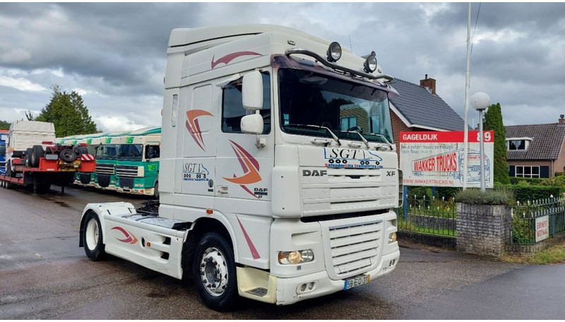 DAF XF 105.410 Retarder - Тягач: фото 2 DAF XF 105.410 Retarder - Тягач: фото 2