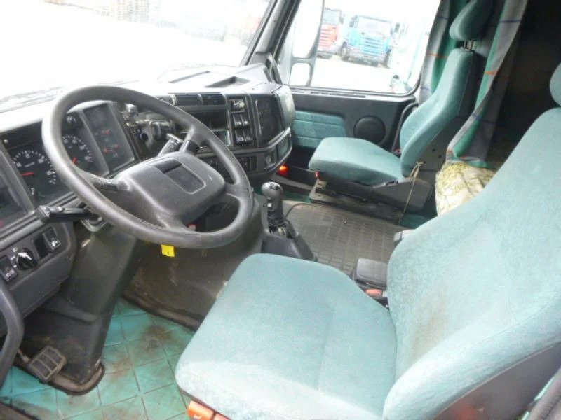Volvo FH 12.380 FH12 380 MANUAL airco - Тягач: фото 3 Volvo FH 12.380 FH12 380 MANUAL airco - Тягач: фото 3