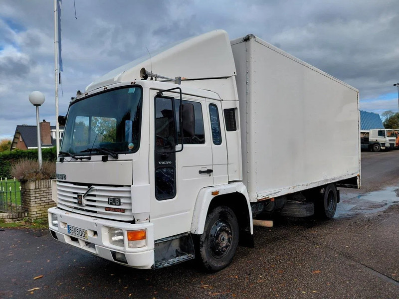 Volvo FL 614 4x2 Box - Грузовик с закрытым кузовом: фото 1 Volvo FL 614 4x2 Box - Грузовик с закрытым кузовом: фото 1