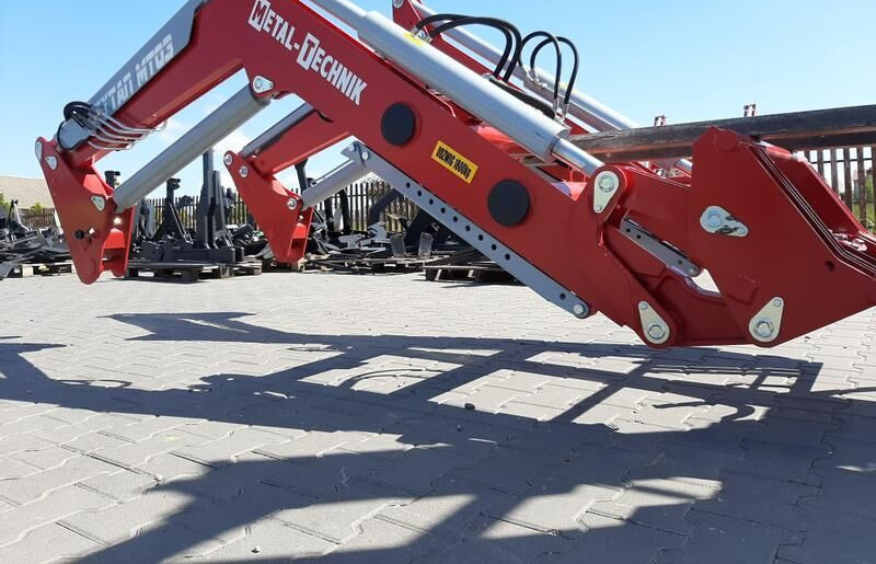 Metal-Technik Frontlader für DEUTZ-FAHR DX 6.11, DX 6.17, DX 6.30 / Ładowacz c - Фронтальный погрузчик для трактора: фото 3 Metal-Technik Frontlader für DEUTZ-FAHR DX 6.11, DX 6.17, DX 6.30 / Ładowacz c - Фронтальный погрузчик для трактора: фото 3