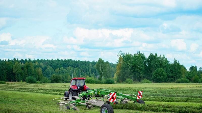 PRONAR ZKP690 - Сеноворошилка: фото 1 PRONAR ZKP690 - Сеноворошилка: фото 1