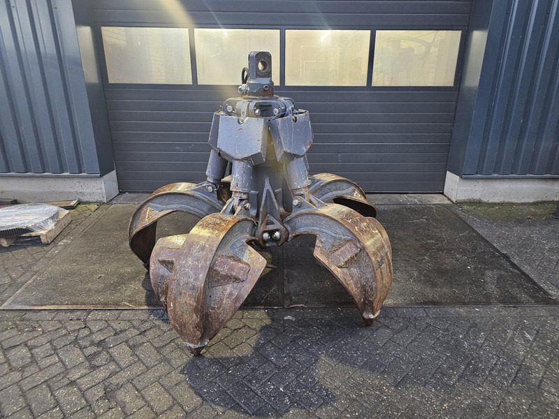 Almost new fuchs hdms 500 l scrap grab fuchs mahl 400l - Грейфер для Сельскохозяйственной техники: фото 1 Almost new fuchs hdms 500 l scrap grab fuchs mahl 400l - Грейфер для Сельскохозяйственной техники: фото 1