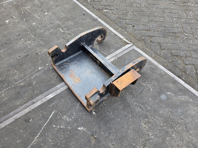 Kopplaat cw30 cw 40 adaptorplate cw30 cw40 - Сцепное устройство для Строительной техники: фото 3 Kopplaat cw30 cw 40 adaptorplate cw30 cw40 - Сцепное устройство для Строительной техники: фото 3