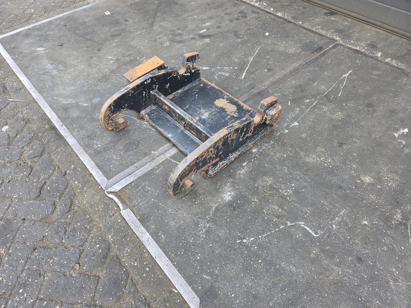 Kopplaat cw30 cw 40 adaptorplate cw30 cw40 - Сцепное устройство для Строительной техники: фото 1 Kopplaat cw30 cw 40 adaptorplate cw30 cw40 - Сцепное устройство для Строительной техники: фото 1