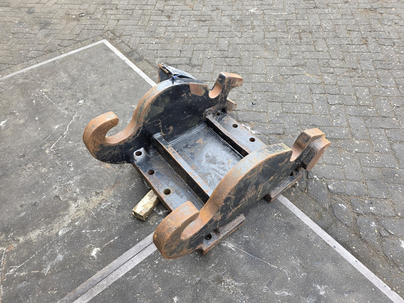 Kopplaat cw55s head plate cw55s verachtert adaptor plate - Сцепное устройство для Строительной техники: фото 3 Kopplaat cw55s head plate cw55s verachtert adaptor plate - Сцепное устройство для Строительной техники: фото 3