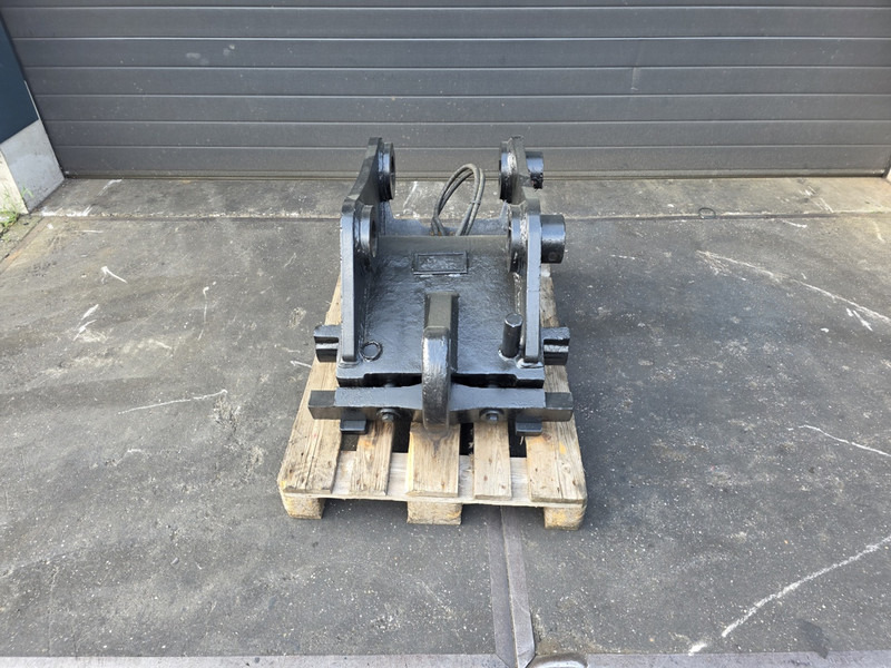 Snelwissel cw55s komatsu pc450 coupler verachtert cw55s - Сцепное устройство для Строительной техники: фото 1 Snelwissel cw55s komatsu pc450 coupler verachtert cw55s - Сцепное устройство для Строительной техники: фото 1