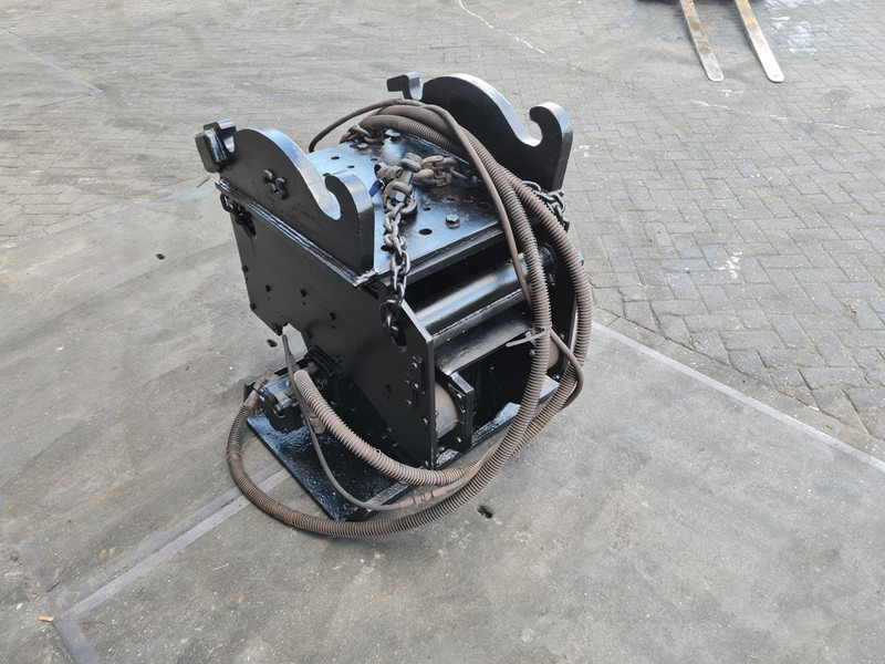 Trilblok cw 30 vibration plate dehaco npk verachtert cat - Виброплита: фото 3 Trilblok cw 30 vibration plate dehaco npk verachtert cat - Виброплита: фото 3
