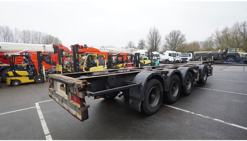 Floor 4 AXLE BREAKER CONTAINER TRAILER - Полуприцеп-контейнеровоз/ Сменный кузов: фото 5 Floor 4 AXLE BREAKER CONTAINER TRAILER - Полуприцеп-контейнеровоз/ Сменный кузов: фото 5