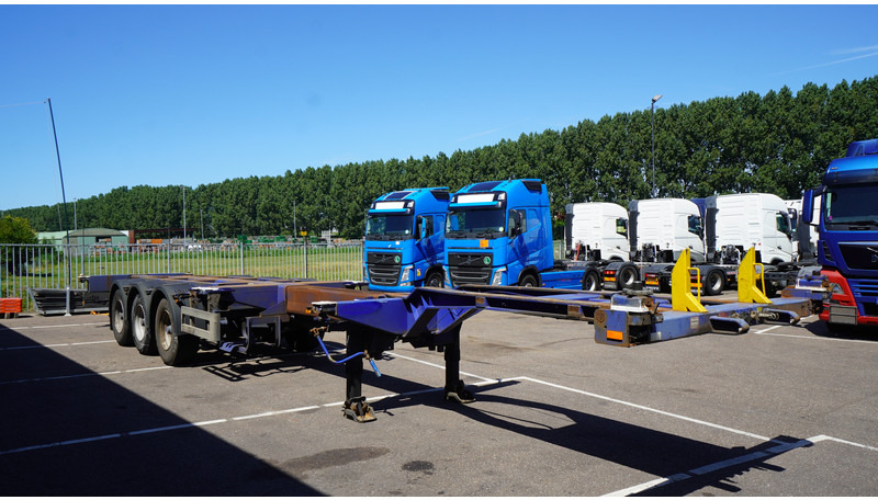 Pacton 3 AXLE CONTAINER TRANSPORT TRAILER EXTENDABLE 45 FT - Полуприцеп-контейнеровоз/ Сменный кузов: фото 3 Pacton 3 AXLE CONTAINER TRANSPORT TRAILER EXTENDABLE 45 FT - Полуприцеп-контейнеровоз/ Сменный кузов: фото 3