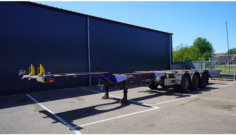 Pacton 3 AXLE CONTAINER TRANSPORT TRAILER EXTENDABLE 45 FT - Полуприцеп-контейнеровоз/ Сменный кузов: фото 2 Pacton 3 AXLE CONTAINER TRANSPORT TRAILER EXTENDABLE 45 FT - Полуприцеп-контейнеровоз/ Сменный кузов: фото 2