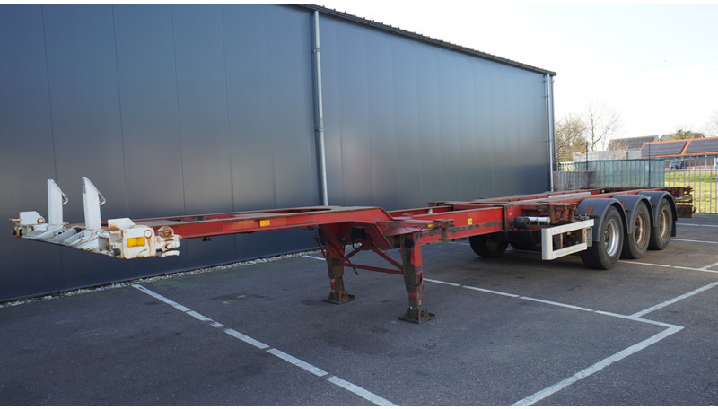 Renders 3 AXLE EXTENDABLE CONTAINER TRANSPORT TRAILER - Полуприцеп-контейнеровоз/ Сменный кузов: фото 2 Renders 3 AXLE EXTENDABLE CONTAINER TRANSPORT TRAILER - Полуприцеп-контейнеровоз/ Сменный кузов: фото 2