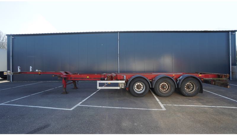 Renders 3 AXLE EXTENDABLE CONTAINER TRANSPORT TRAILER - Полуприцеп-контейнеровоз/ Сменный кузов: фото 1 Renders 3 AXLE EXTENDABLE CONTAINER TRANSPORT TRAILER - Полуприцеп-контейнеровоз/ Сменный кузов: фото 1