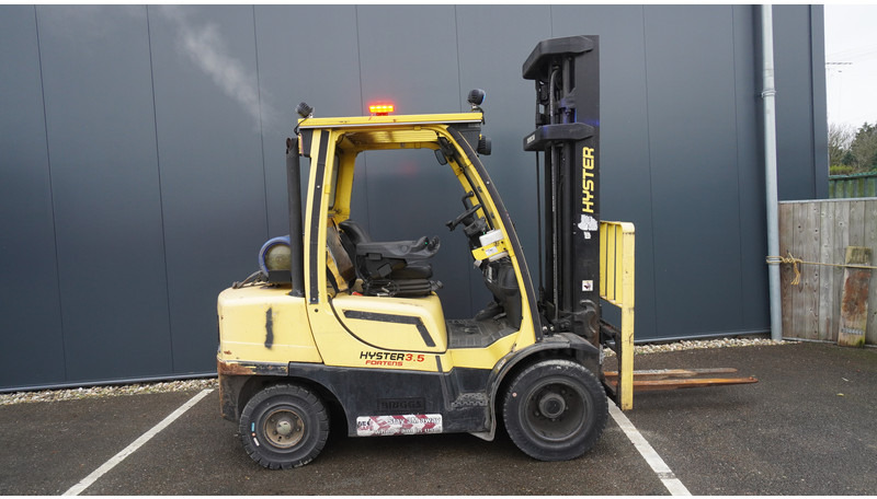 Hyster H3.5FT LPG FORKLIFT TRIPLEX - Строительная техника: фото 3 Hyster H3.5FT LPG FORKLIFT TRIPLEX - Строительная техника: фото 3