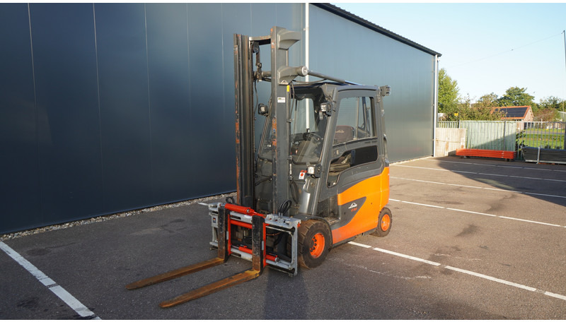 Linde E30HL-01/600 FORKLIFT BROKEN COMPUTER!! - Строительная техника: фото 2 Linde E30HL-01/600 FORKLIFT BROKEN COMPUTER!! - Строительная техника: фото 2