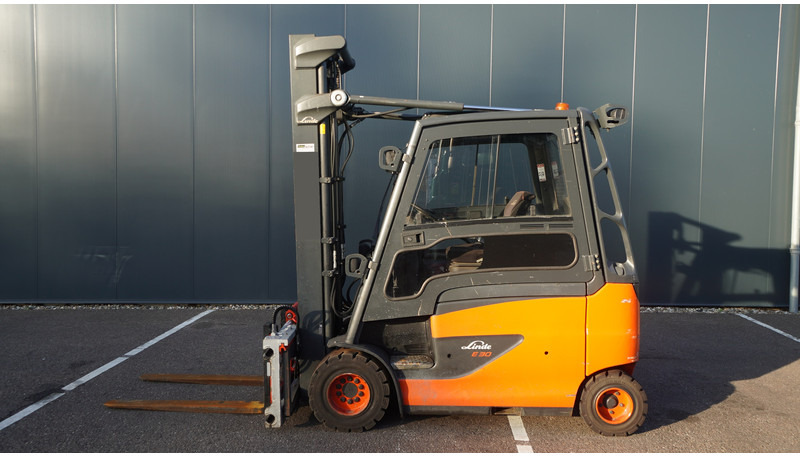 Linde E30HL-01/600 FORKLIFT BROKEN COMPUTER!! - Строительная техника: фото 1 Linde E30HL-01/600 FORKLIFT BROKEN COMPUTER!! - Строительная техника: фото 1