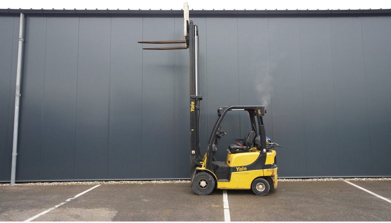 Yale GLP20SVX V2425 LPG FORKLIFT DUPLEX - Строительная техника: фото 1 Yale GLP20SVX V2425 LPG FORKLIFT DUPLEX - Строительная техника: фото 1