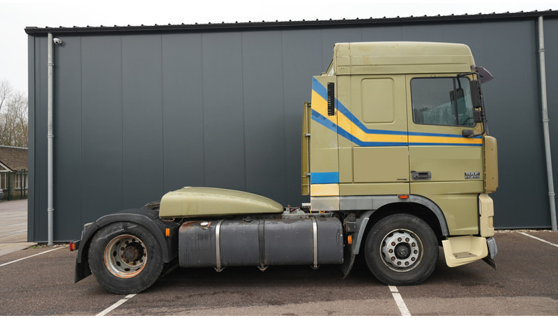 DAF XF 95.430 EURO 3 MANUAL GEARBOX - Тягач: фото 2 DAF XF 95.430 EURO 3 MANUAL GEARBOX - Тягач: фото 2