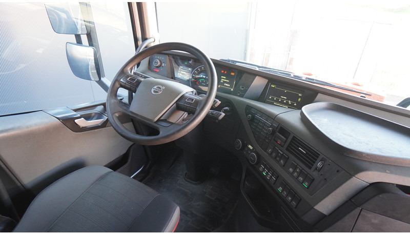 Volvo FH 420 ADR 6X2 EURO 6 - Тягач: фото 5 Volvo FH 420 ADR 6X2 EURO 6 - Тягач: фото 5