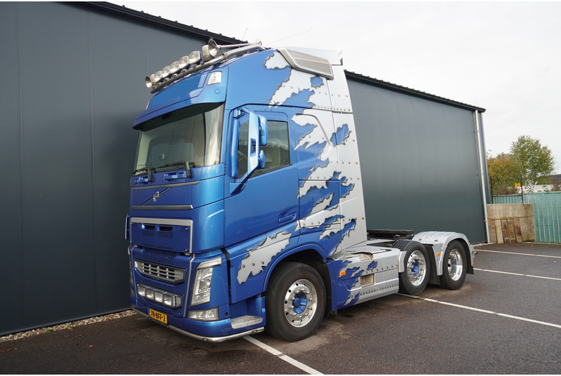 Volvo FH 540 6X2 GLOBETROTTER XL 455.000KM - Тягач: фото 3 Volvo FH 540 6X2 GLOBETROTTER XL 455.000KM - Тягач: фото 3