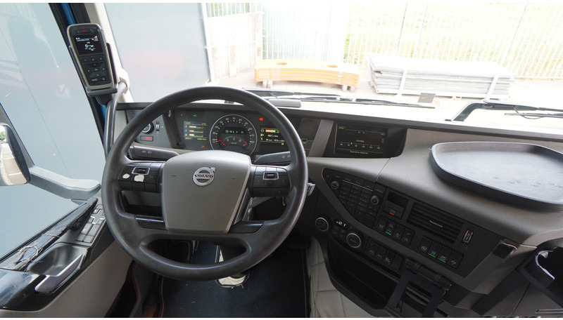 Volvo FH 540 6X4 EURO 6 GLOBETROTTER - Тягач: фото 5 Volvo FH 540 6X4 EURO 6 GLOBETROTTER - Тягач: фото 5