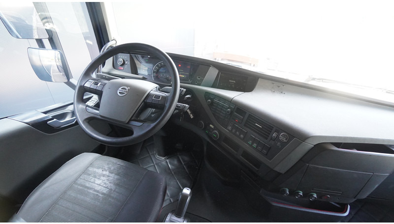 Volvo FH460 EURO 6 GLOBETROTTER 833.000KM - Тягач: фото 5 Volvo FH460 EURO 6 GLOBETROTTER 833.000KM - Тягач: фото 5