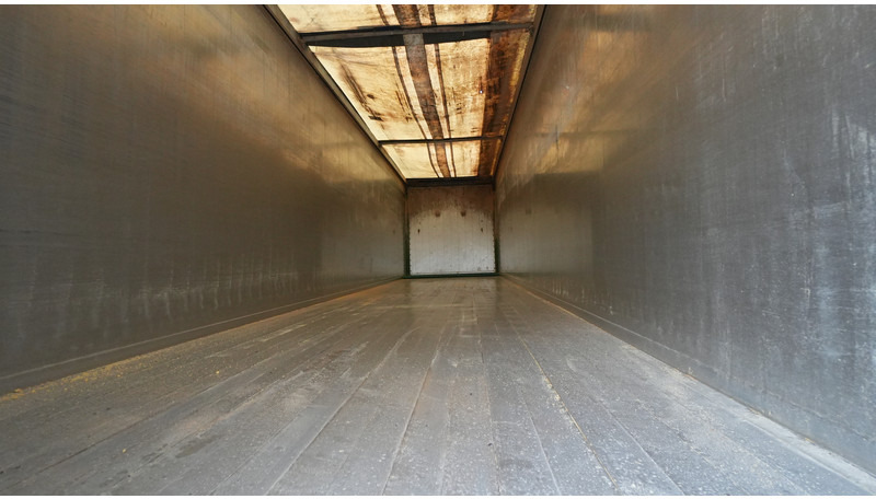 Kraker 3 AXLE WALKING FLOOR TRAILER - Полуприцеп с подвижным полом: фото 4 Kraker 3 AXLE WALKING FLOOR TRAILER - Полуприцеп с подвижным полом: фото 4