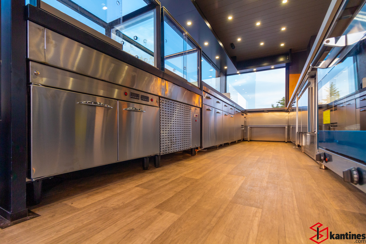 Торговый прицеп Skretas Box XXL Size: фото 20 Торговый прицеп Skretas Box XXL Size: фото 20