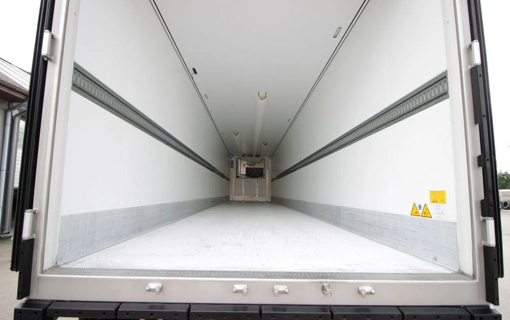Полуприцеп-рефрижератор Schmitz Cargobull FP 60 V7 Thermo King SLXi 300 / ŚWIATŁA LED / JAK NOWA / ŚCIANA 7 CM /: фото 7