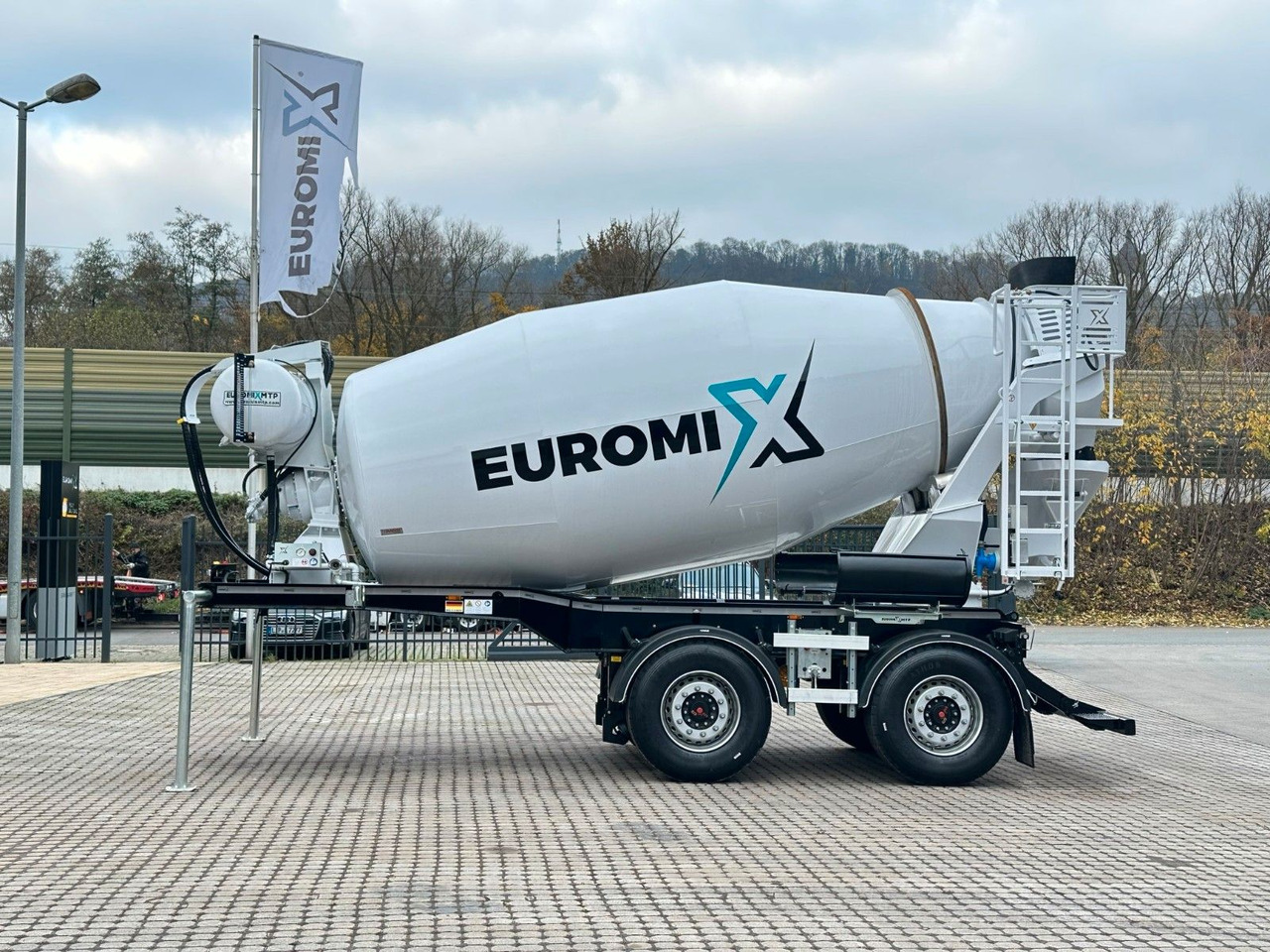 EUROMIX MTP - 10m³ Betonmischer-Auflieger - Автобетоносмеситель: фото 1 EUROMIX MTP - 10m³ Betonmischer-Auflieger - Автобетоносмеситель: фото 1