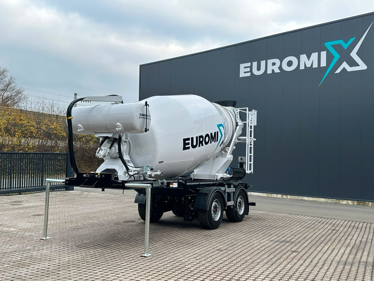EUROMIX MTP - 10m³ Betonmischer-Auflieger - Автобетоносмеситель: фото 2 EUROMIX MTP - 10m³ Betonmischer-Auflieger - Автобетоносмеситель: фото 2