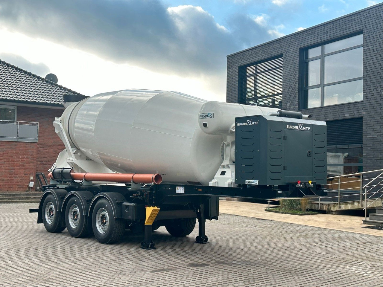 EUROMIX MTP - 12m³ Betonmischer-Auflieger - Полуприцеп бетоносмеситель: фото 1 EUROMIX MTP - 12m³ Betonmischer-Auflieger - Полуприцеп бетоносмеситель: фото 1