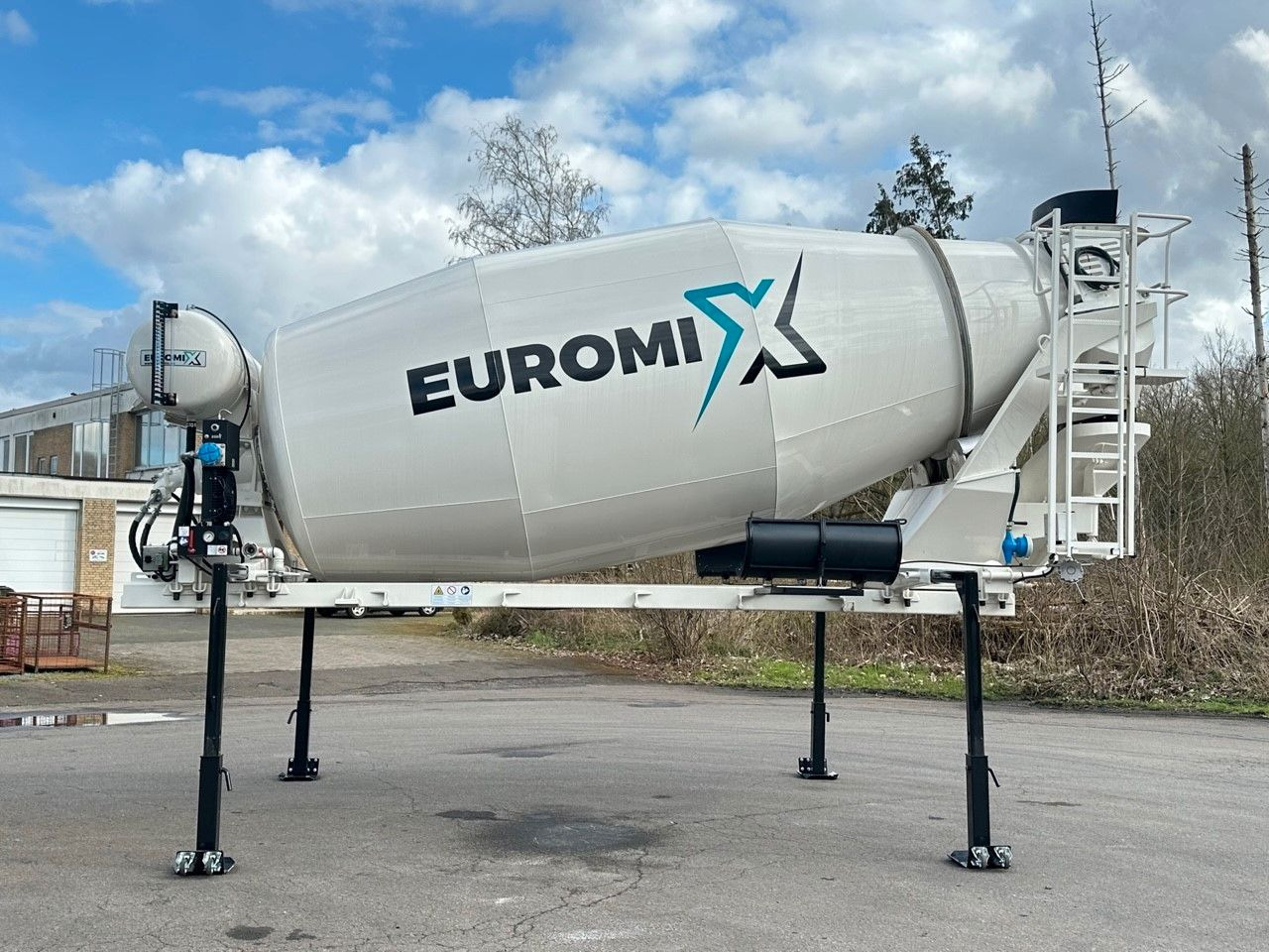 MAN EuromixMTP Fahrmischer Aufbauten MAN EuromixMTP Fahrmischer Aufbauten - Автобетоносмеситель: фото 1 MAN EuromixMTP Fahrmischer Aufbauten MAN EuromixMTP Fahrmischer Aufbauten - Автобетоносмеситель: фото 1