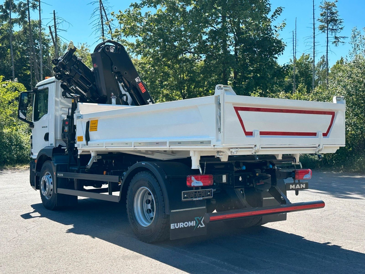MAN TGM 18.320 4x2 Euro6e Hiab X-HiDuo 138DS-4 - Самосвал, Автоманипулятор: фото 4 MAN TGM 18.320 4x2 Euro6e Hiab X-HiDuo 138DS-4 - Самосвал, Автоманипулятор: фото 4
