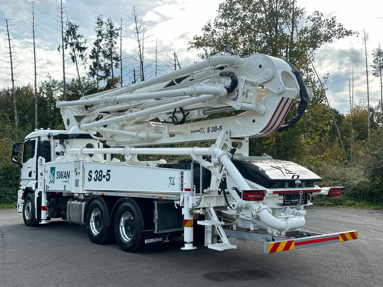 MAN TGS 26.510 6x4 SWAN TSP 38-5 160RZ ( 38m ) - Автобетоносмеситель: фото 4 MAN TGS 26.510 6x4 SWAN TSP 38-5 160RZ ( 38m ) - Автобетоносмеситель: фото 4