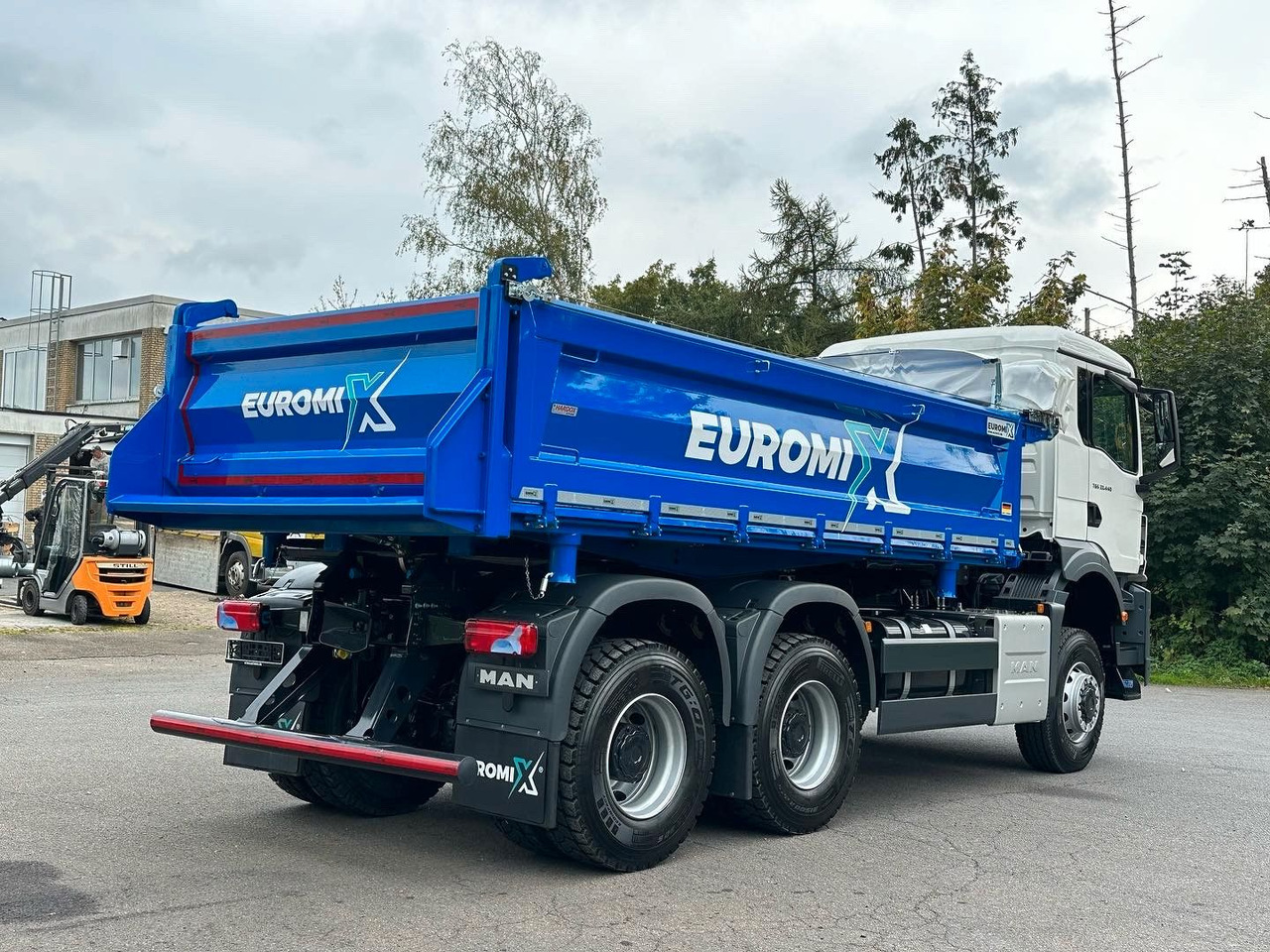 MAN TGS 33.440 6x6 /Euro6 3-Seiten-Kipper EuromixMTP - Самосвал: фото 5 MAN TGS 33.440 6x6 /Euro6 3-Seiten-Kipper EuromixMTP - Самосвал: фото 5