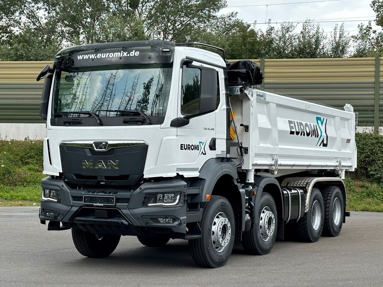 MAN TGS 35.480 8x4 EuromixMTP 3-Seiten-Kipper - Самосвал: фото 2 MAN TGS 35.480 8x4 EuromixMTP 3-Seiten-Kipper - Самосвал: фото 2