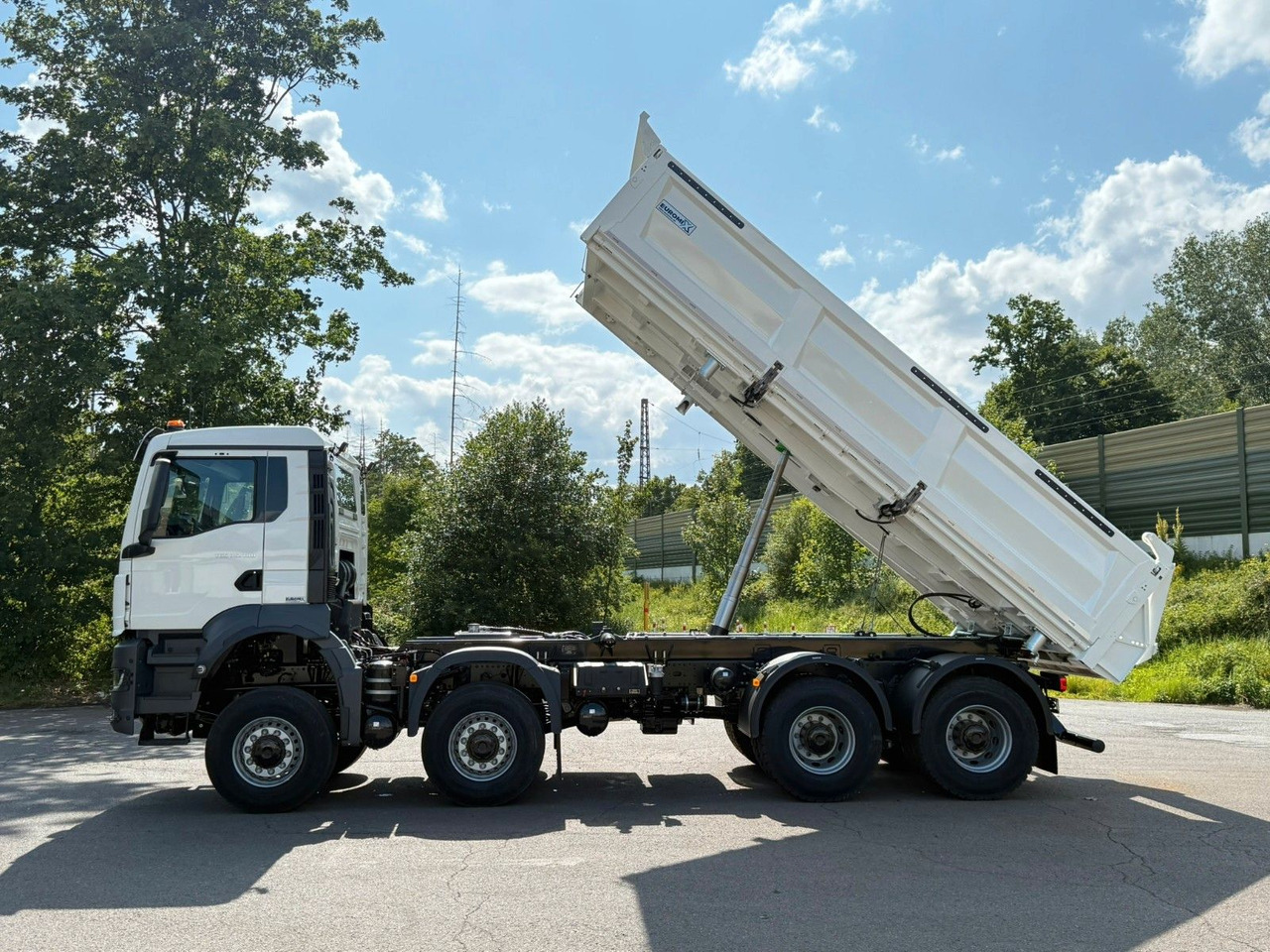MAN TGS 35.480 8x8 EuromixMTP 3-Seiten-Kipper - Самосвал: фото 3 MAN TGS 35.480 8x8 EuromixMTP 3-Seiten-Kipper - Самосвал: фото 3