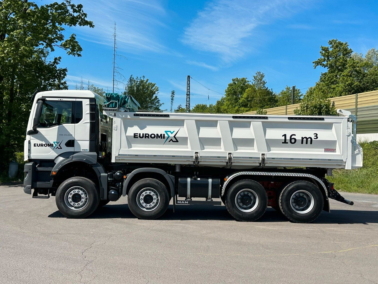 MAN TGS 35.520 8x4 EuromixMTP 3-Seiten-Kipper - Самосвал: фото 2 MAN TGS 35.520 8x4 EuromixMTP 3-Seiten-Kipper - Самосвал: фото 2