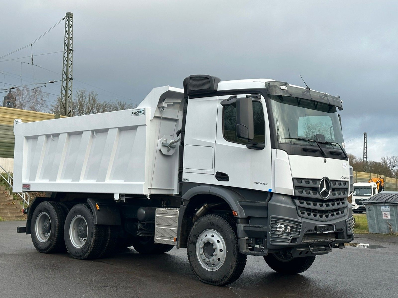 Mercedes-Benz 4048 6X4 Arcos 5 EuromixMTP Dumper Kipper - Портальный бункеровоз: фото 1 Mercedes-Benz 4048 6X4 Arcos 5 EuromixMTP Dumper Kipper - Портальный бункеровоз: фото 1