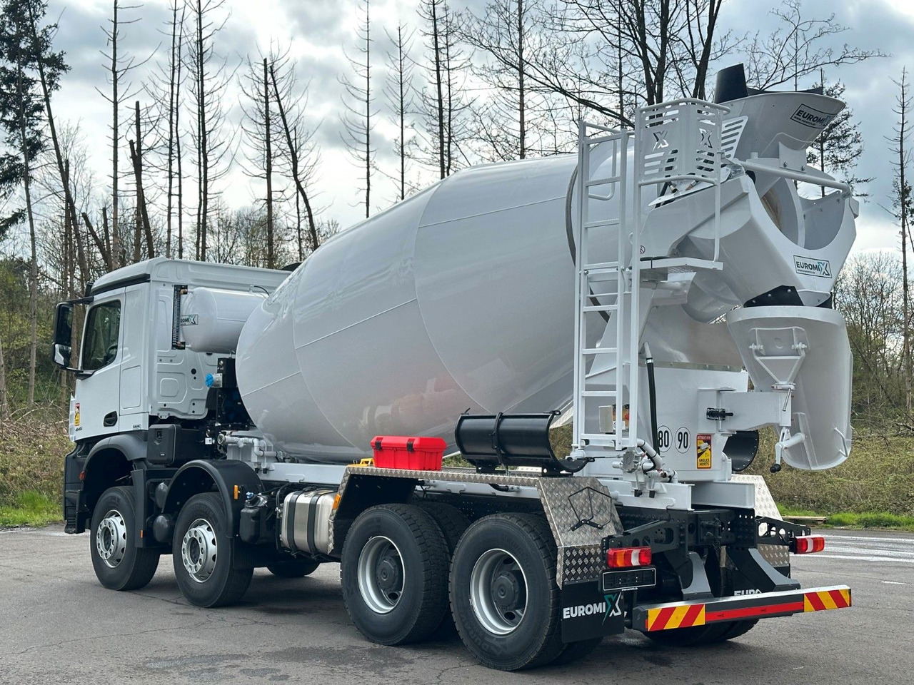 Mercedes-Benz 4145 8X4 EuromixMTP EM 10 Fahrmischer - Автобетоносмеситель: фото 5 Mercedes-Benz 4145 8X4 EuromixMTP EM 10 Fahrmischer - Автобетоносмеситель: фото 5