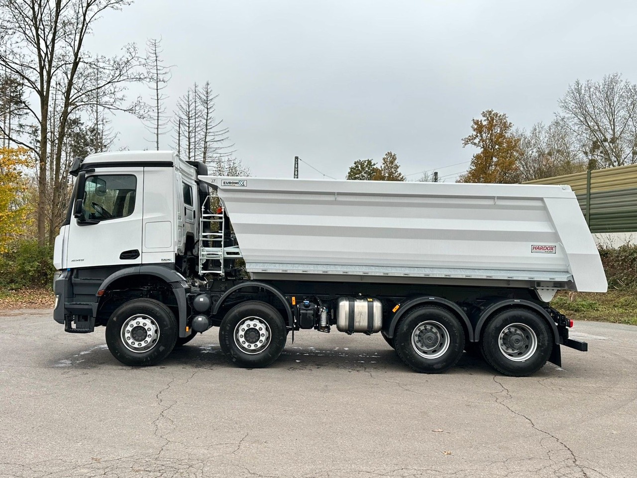 Mercedes-Benz AROCS 5 4145 8X4 E6e EuromixMTP 18m³ Kipper - Самосвал: фото 3 Mercedes-Benz AROCS 5 4145 8X4 E6e EuromixMTP 18m³ Kipper - Самосвал: фото 3