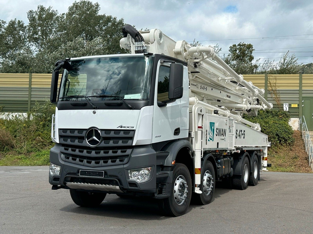 Mercedes-Benz Arocs 5 4142 8x4 SWAN TSP 47-5 160RZ ( 47m ) - Автобетоносмеситель: фото 2 Mercedes-Benz Arocs 5 4142 8x4 SWAN TSP 47-5 160RZ ( 47m ) - Автобетоносмеситель: фото 2